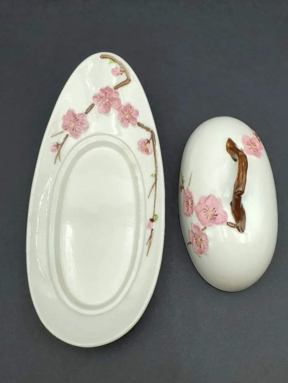 Metlox Peach Blossom Poppytrail Vernon Covered Butter Dish Lidded Butter Keeper